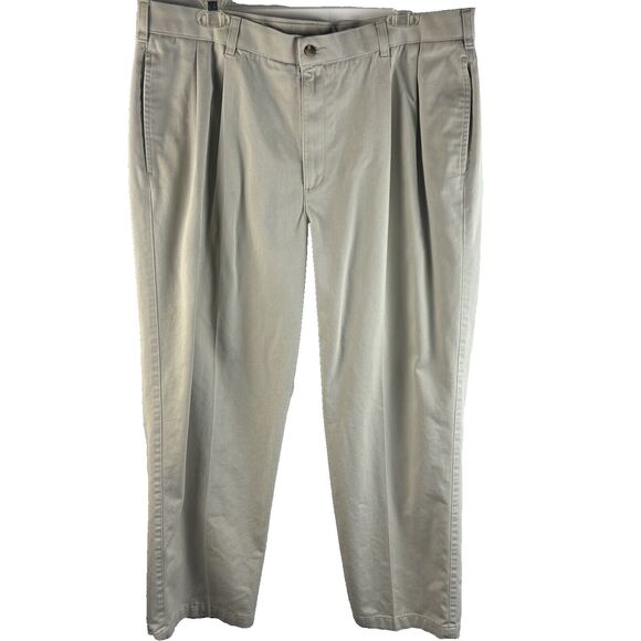 Van Heusen Men’s Pants 38x30 Tan Khaki Pleated Front 38 X 30 - Picture 1 of 12